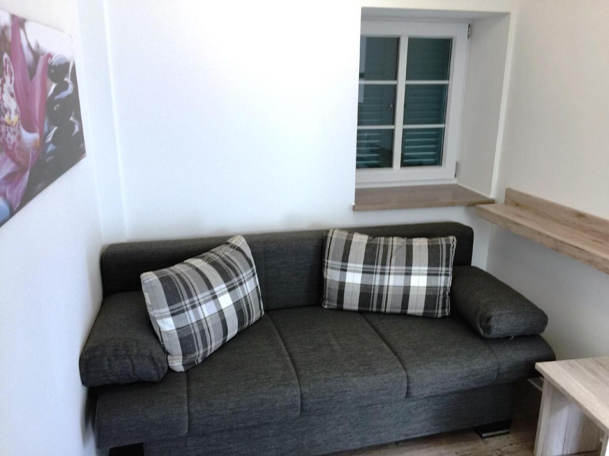 Haus Am Eck - Gaestehaus Und Appartements Altötting Esterno foto